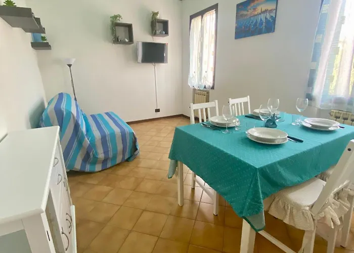 Venice Nora\'S House